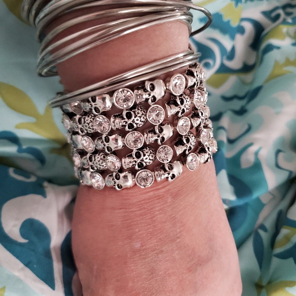Sale AMAZING CRYSTAL & SKULL STATEMENT BRACELET - Picture 7 of 7